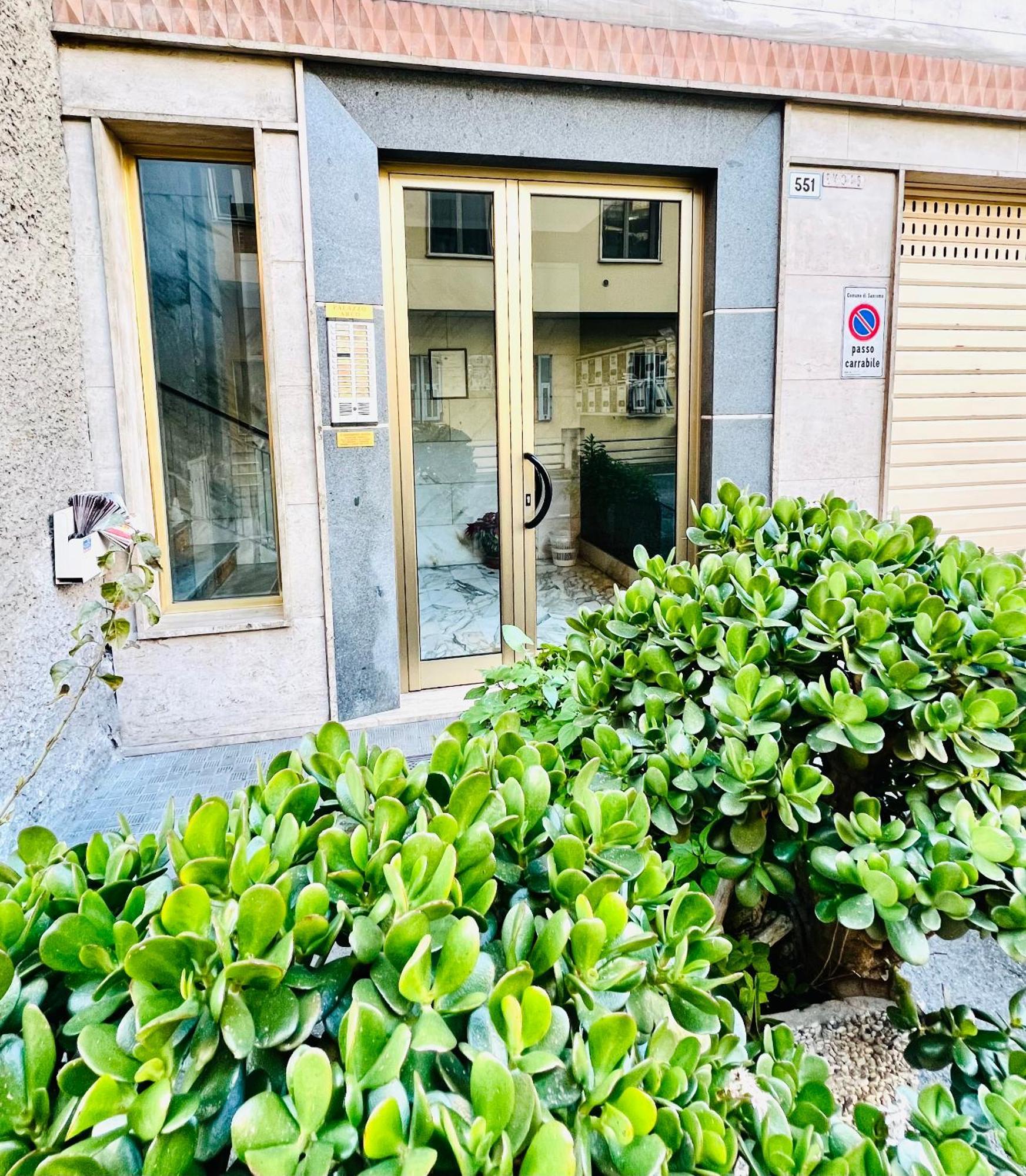 Il Giardino Del Comandante - Trilocale Con Garage Apartment Сан Ремо Екстериор снимка